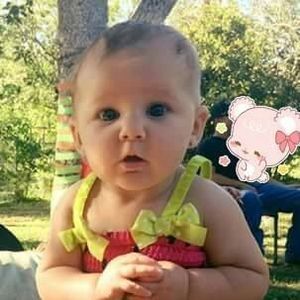 Meet your Posher, Dee dee