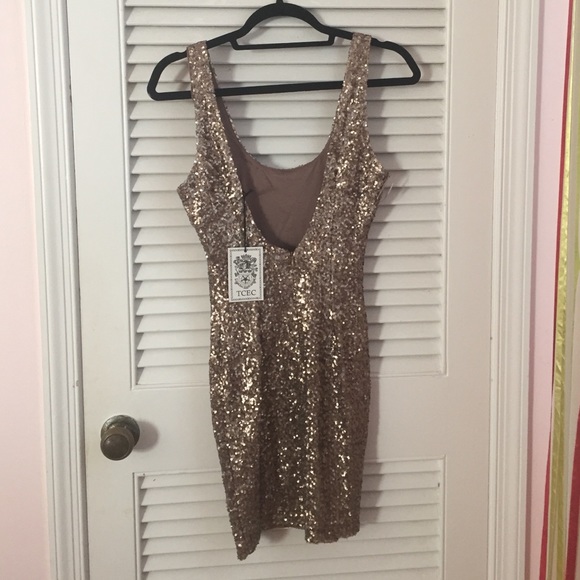 Gold sequin dress - Picture 2 of 3