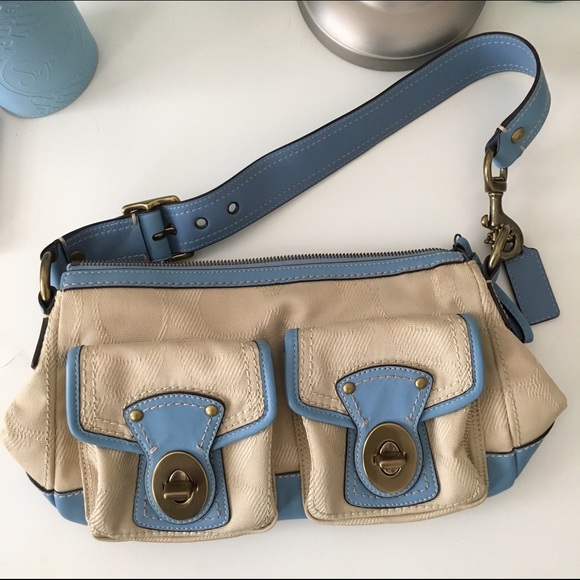 ⚜️SALE⚜️ Coach Purse *never used*