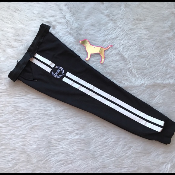 🆕NWT VS PINK black gym pants