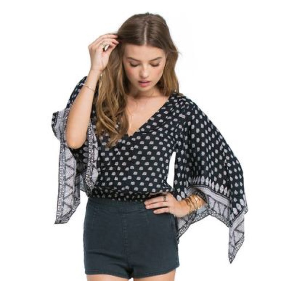 Amuse Society JANAE WOVEN TOP size S