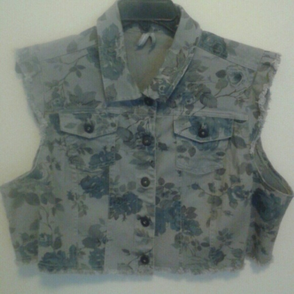 Plus Size 2X Floral Denim Vest