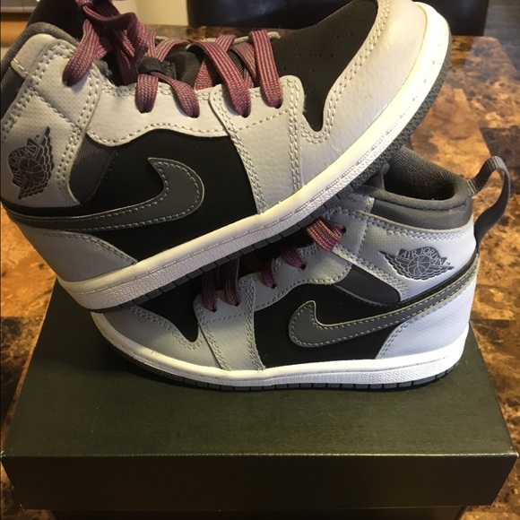 Jordan True Flight Like New Toddler 9