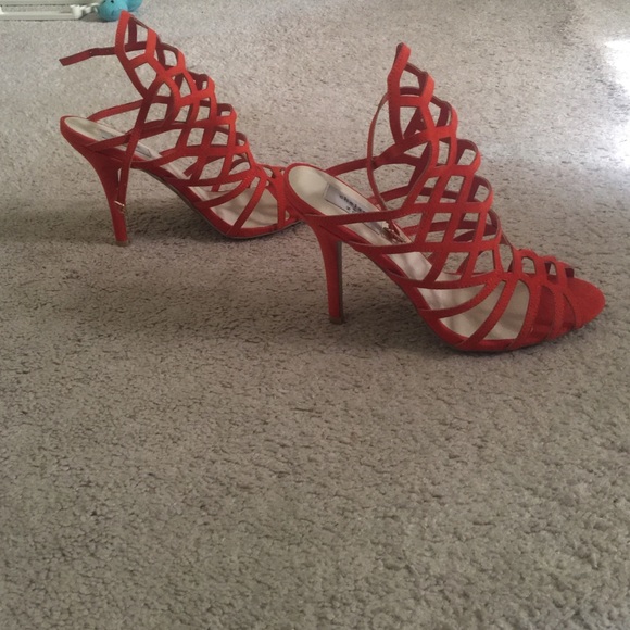 Women's shoe!!