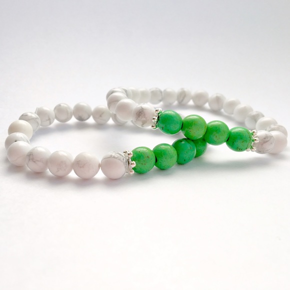 HANDMADE 8mm STONE BRACELET - Picture 1 of 3