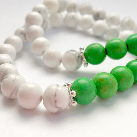 HANDMADE 8mm STONE BRACELET - Picture 2 of 3