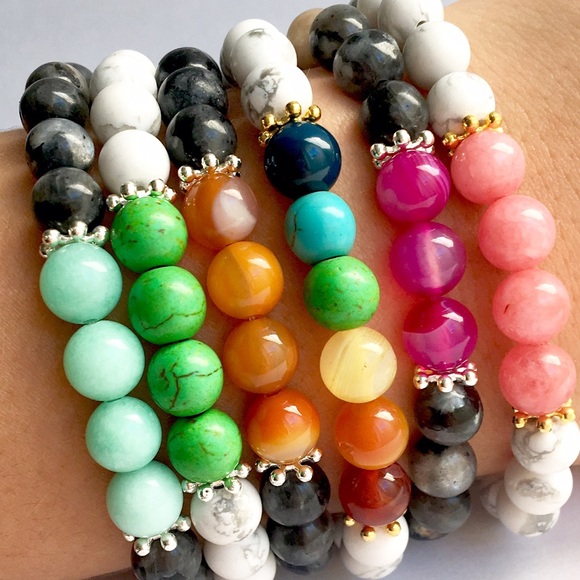 HANDMADE 8mm STONE BRACELET - Picture 3 of 3