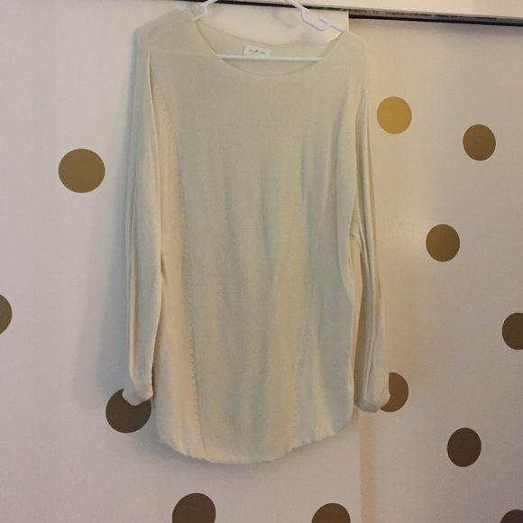 Comfy ivory sweater!