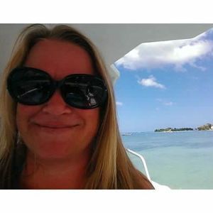 Meet your Posher, Sheri