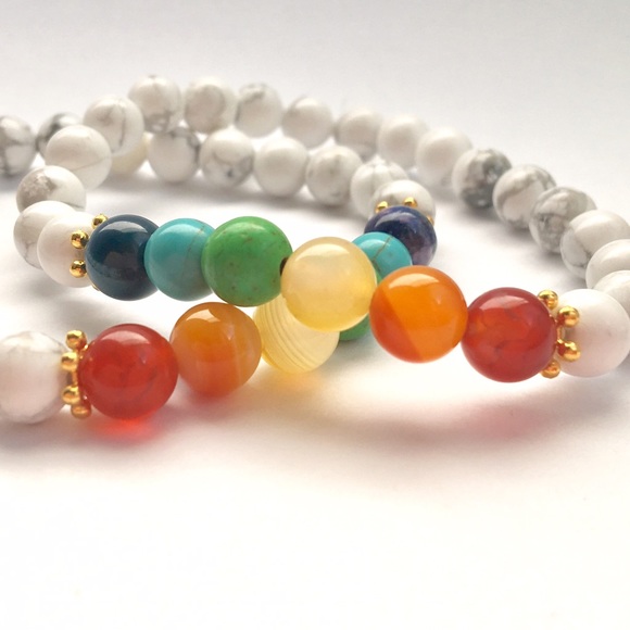 HANDMADE 8mm STONE BRACELET - Picture 2 of 3