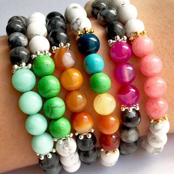 HANDMADE 8mm STONE BRACELET - Picture 3 of 3