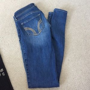 CHRISTMAS SELL super skinny Hollister Jeans