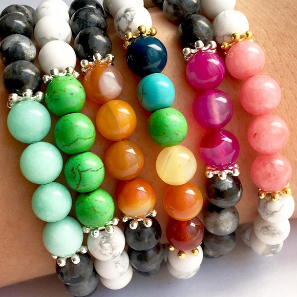 HANDMADE 8mm STONE BRACELET - Picture 3 of 3