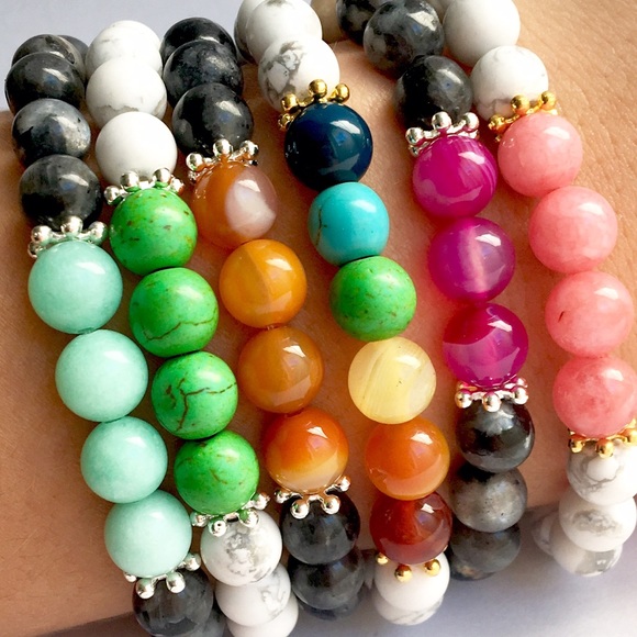 HANDMADE 8mm STONE BRACELET - Picture 3 of 3