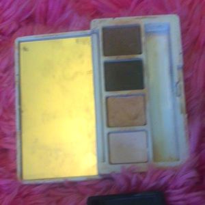Clinique eyeshadow pallete