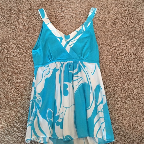 bebe blue/ white top