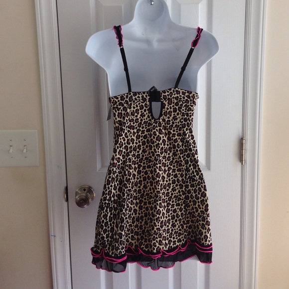 Size small - Picture 4 of 4