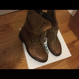 Steve Madden Troopa 2