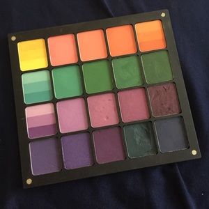 INGLOT PALETTE- CUSTOMIZED BRIGHTS PALETTE
