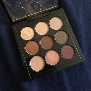 MAC BURGUNDY TIMES 9 PALETTE
