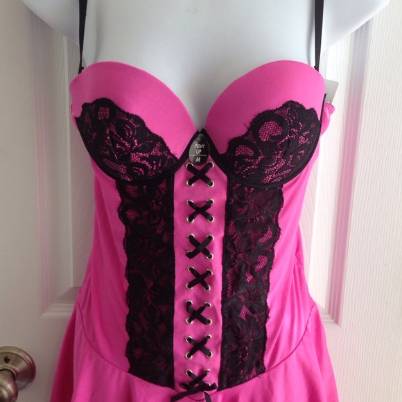 Size medium - Picture 3 of 4