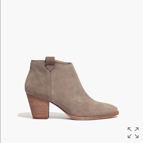 RESERVED Madewell Billie Boot in Taupe Suede