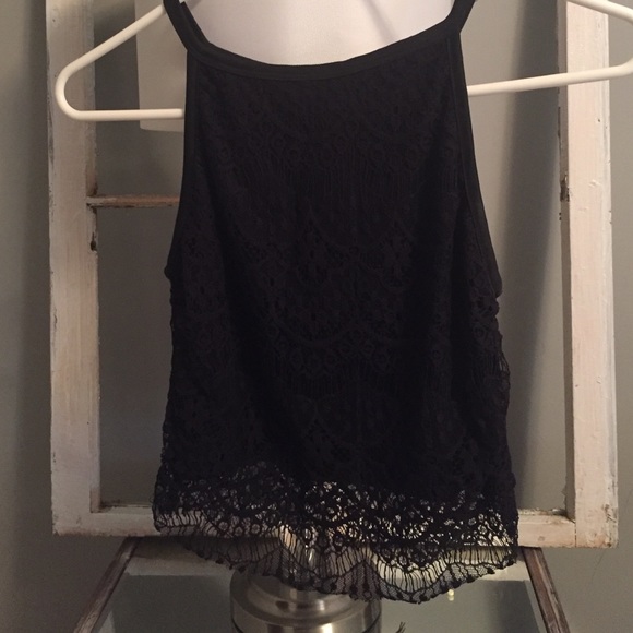 Black halter neck crop top