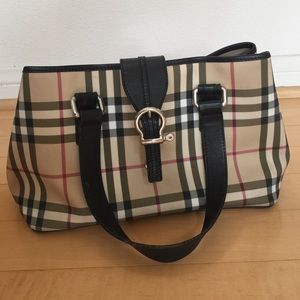 Burberry Tote (Authentic)