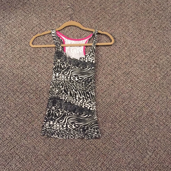 Tank top.