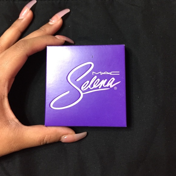 BRAND NEW. MAC X SELENA COLLAB - Picture 1 of 3