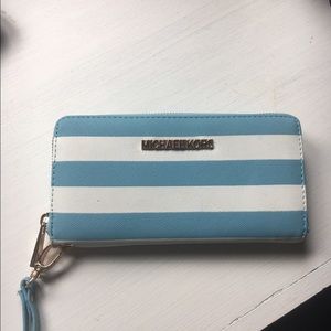 Michael Kors Wallet/Wristlet