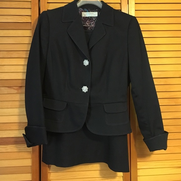 Tahari suit