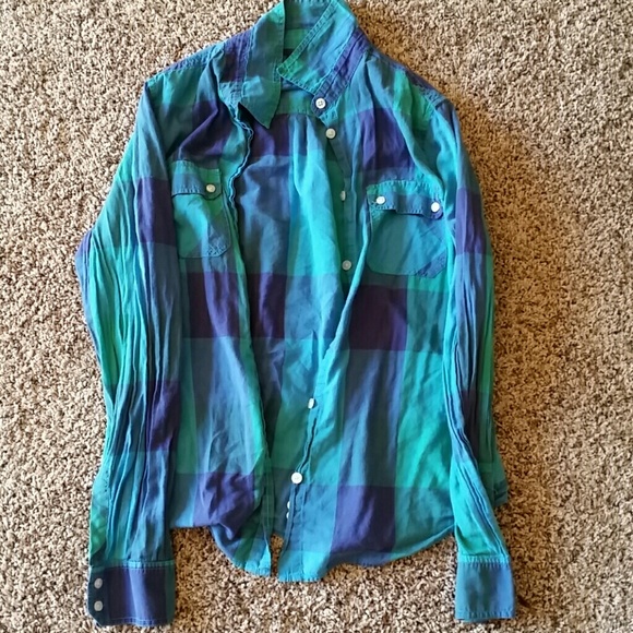 Thin button up