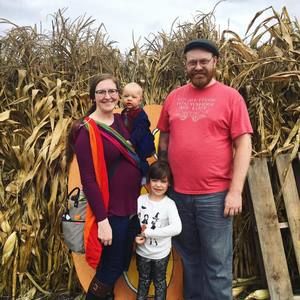 Meet your Posher, Hallie