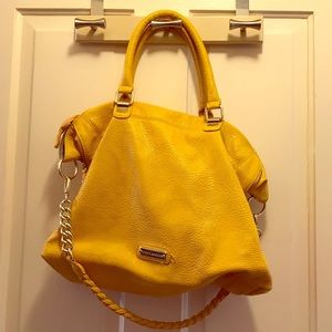 Steve Madden yellow shoulder purse.