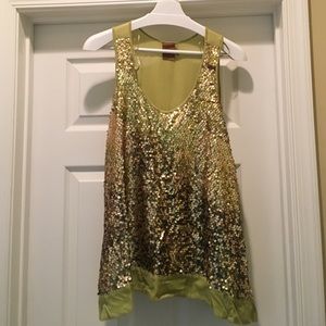 Beautiful sequin top!