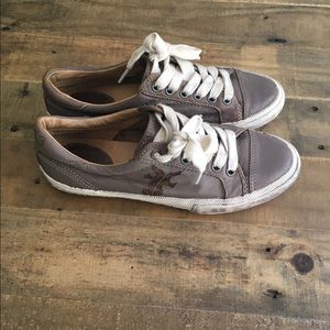 Frye Kira Low Top Lace Up sz 6.5 Grey