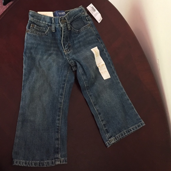 BRAND NEW! Old Navy Jeans 18-24m