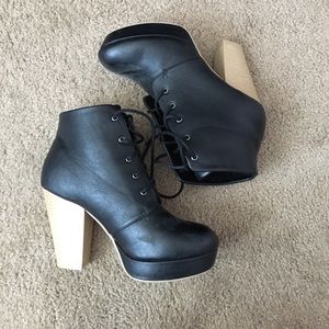 Barely worn chunky booties