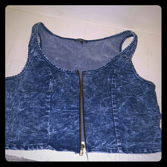 Acid washed jean short vest