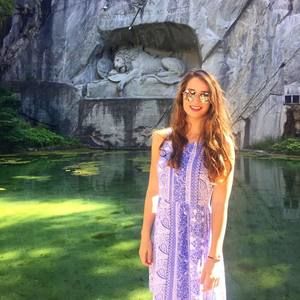 Meet your Posher, Sophia