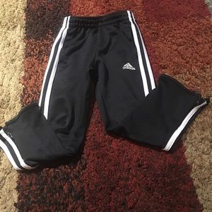 Boys's Adidas pants