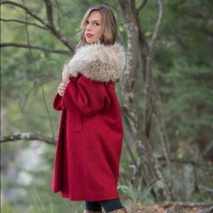Vintage Red Lush Fox Fur Collared Winter Coat