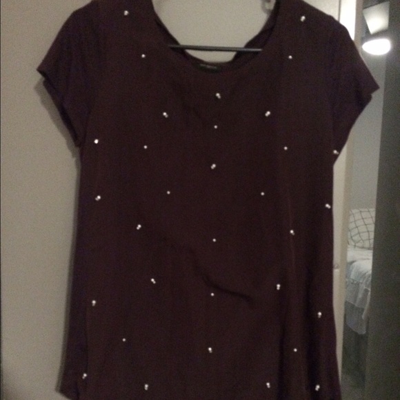 ❌SOLD❌ Ann Taylor Maroon Pearl Top