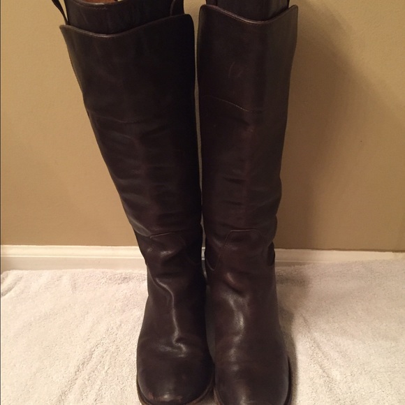 Frye boot Brown