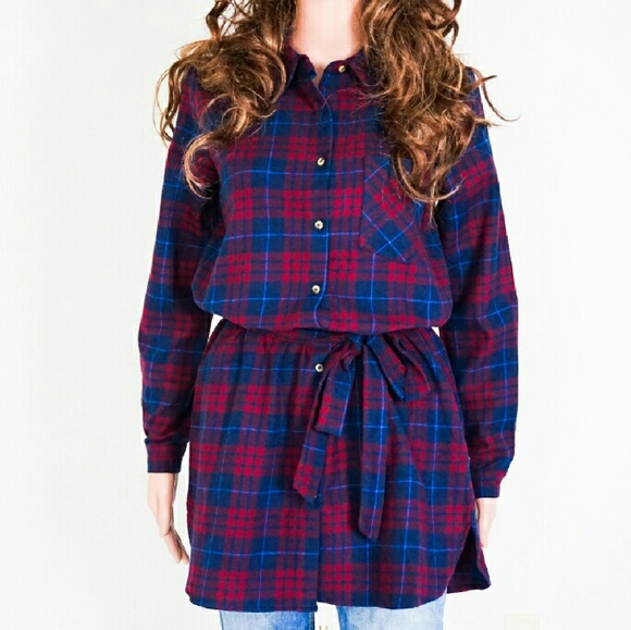 Belted Plaid Top - Picture 2 of 4