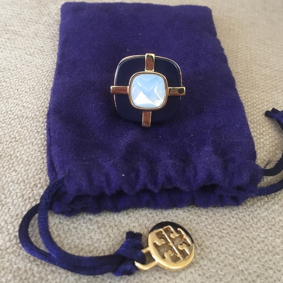 HOST PICK💍🎉🎊 Tory Burch Audrey Cocktail Ring