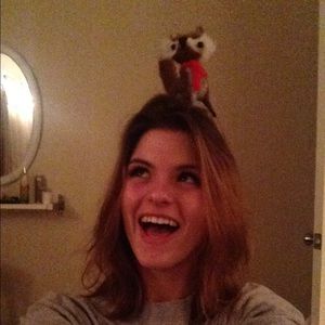 Meet your Posher, Emily