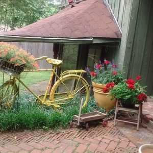 Meet your Posher, Gail