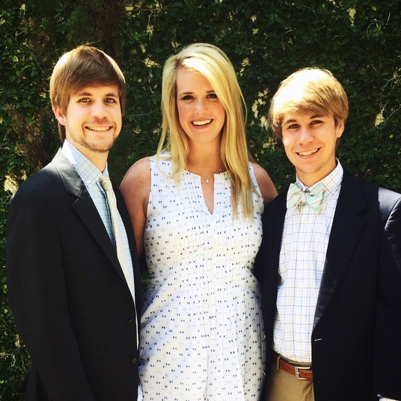 Meet your Posher, Sally - Picture 2 of 3